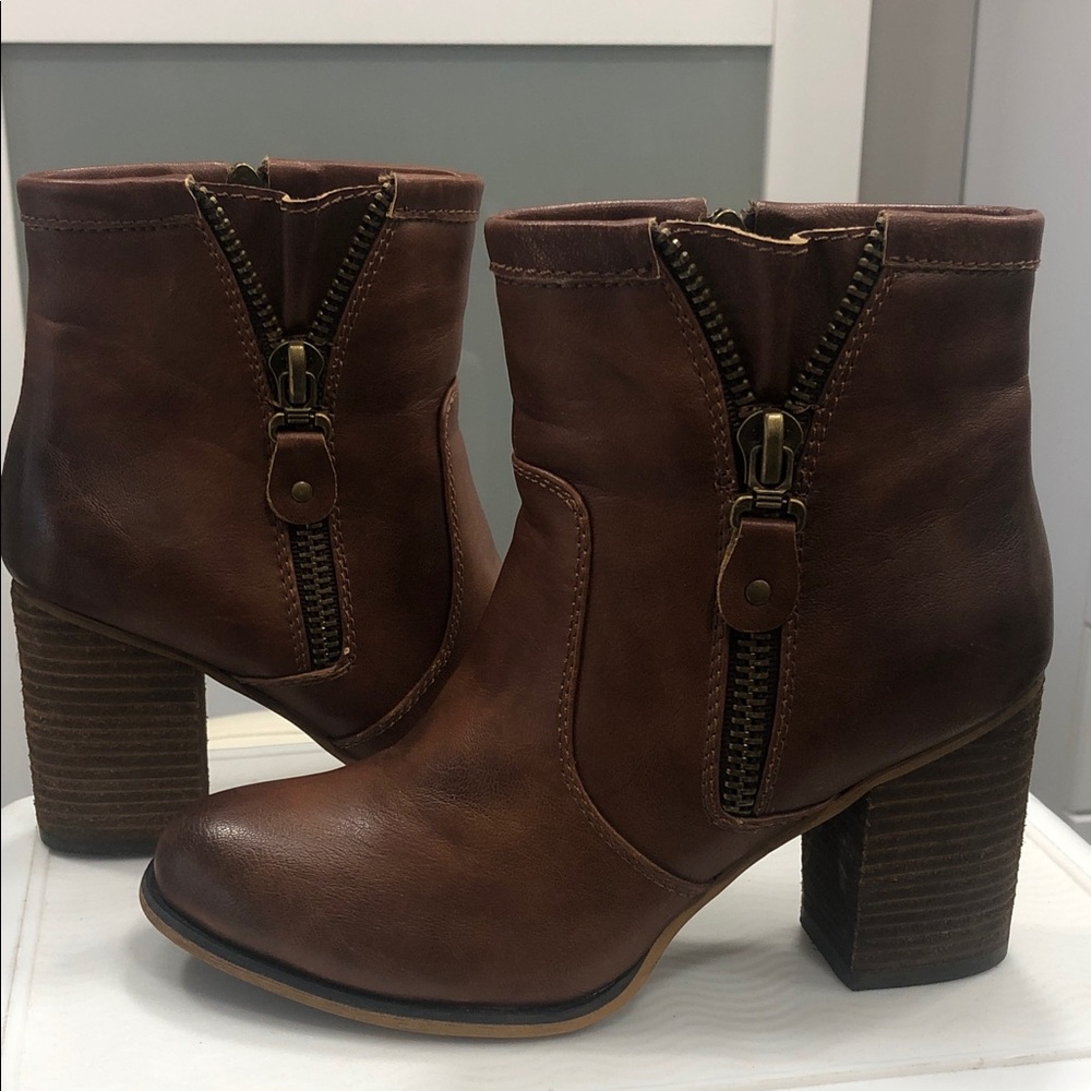 Taxi Women’s Ankle Boots – Size 38 EU (US ~ 7.5)